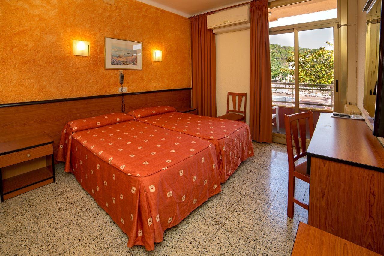 Bluesea Continental Hotel Tossa de Mar Exterior photo